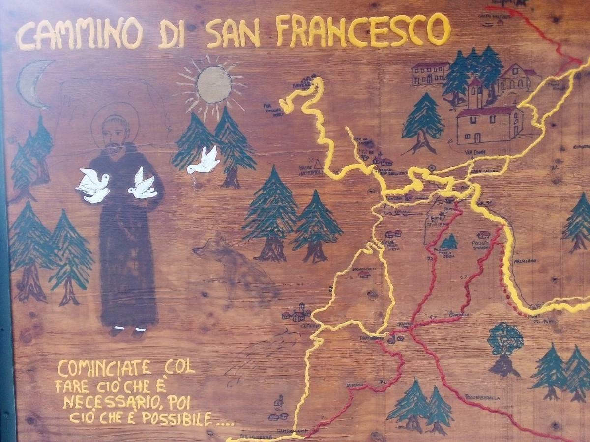 La Foresta Albergo Ristorante Pizzeria Badia Prataglia Bagian luar foto